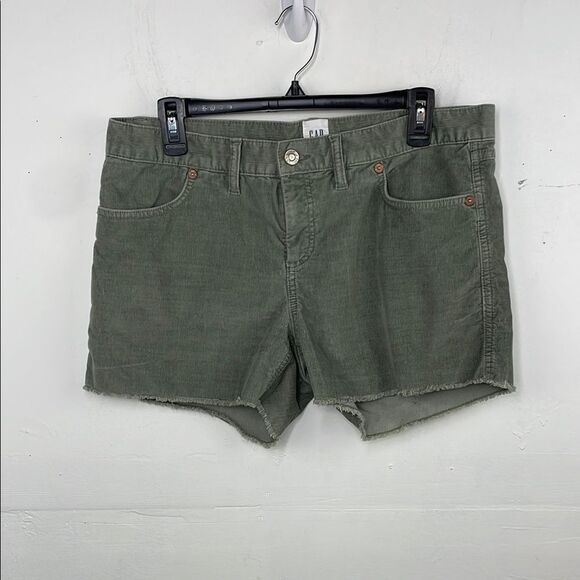 GAP Corduroy Green Shorts Raw Hem size 10 - Picture 1 of 13